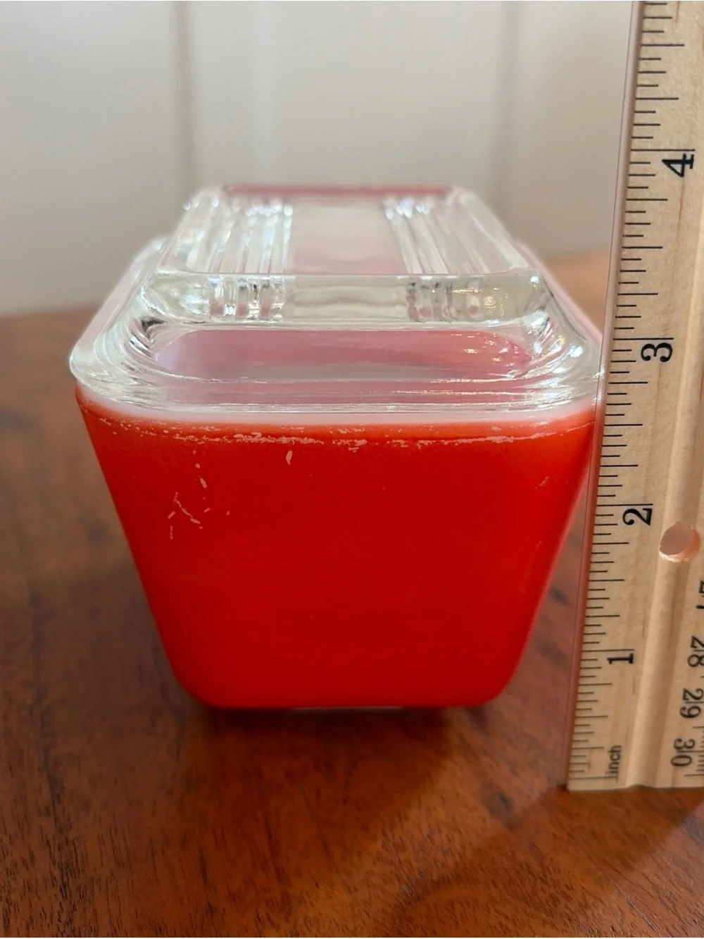 Vintage Pyrex 501 Red Refrigerator Dish 1.5 Cup w/ Ribbed Lid 501-C Fridgie READ